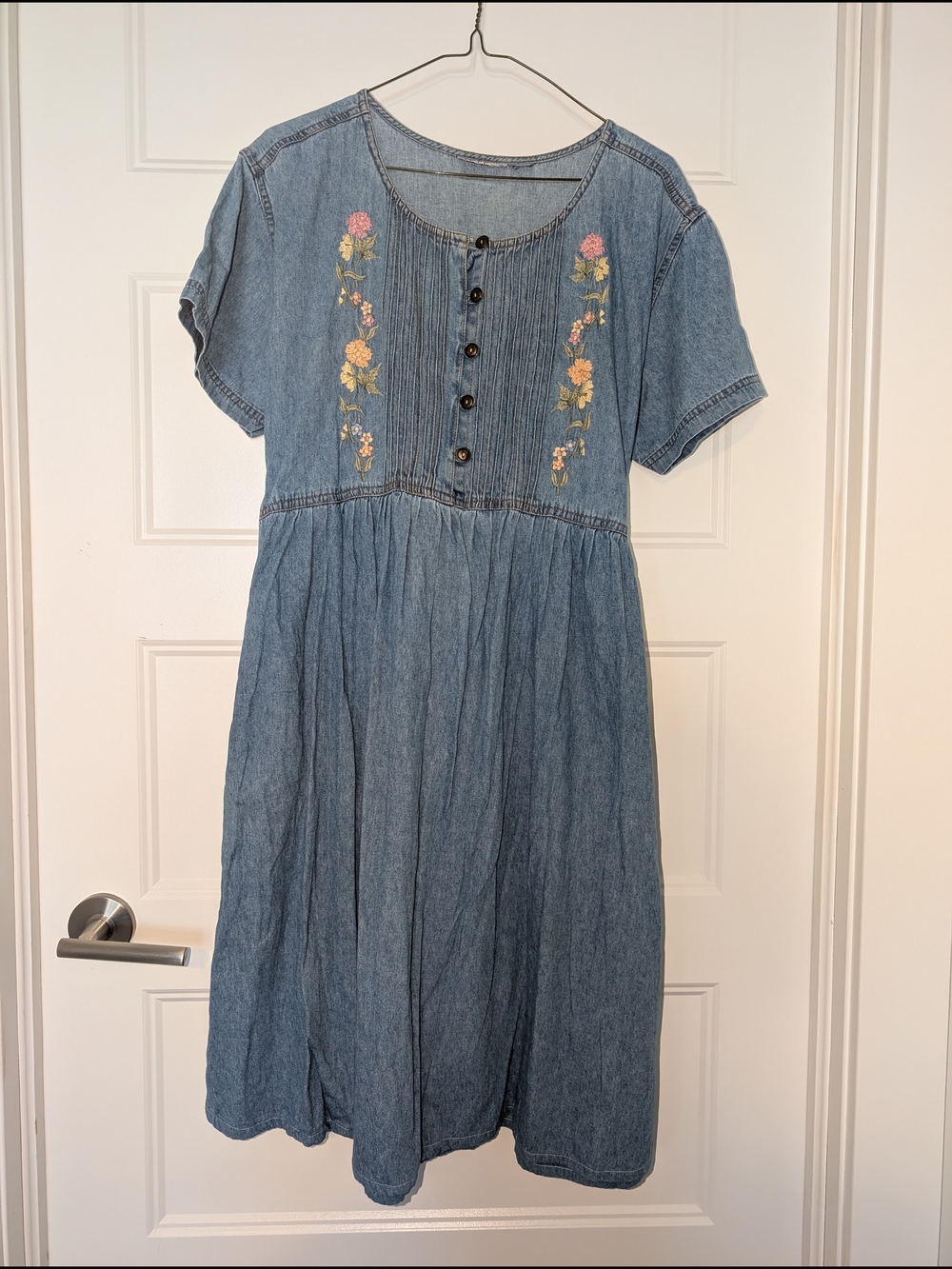 Light Blue Denim Embroidered Short-Sleeve Dress